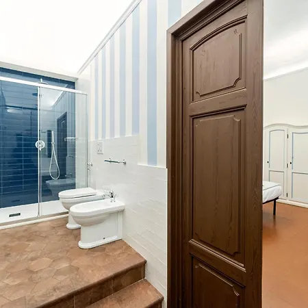 Unyca- Elegant En-suite 